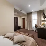 Hotel Amberton Cathedral Square 4*