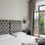 Amberton Cathedral Square