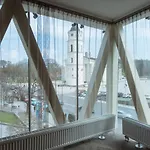 Amberton Cathedral Square 4*