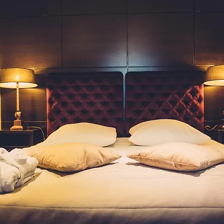 Amberton Cathedral Square 4* Vilnius