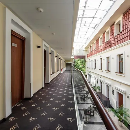 Amberton Cathedral Square Hotel Vilna