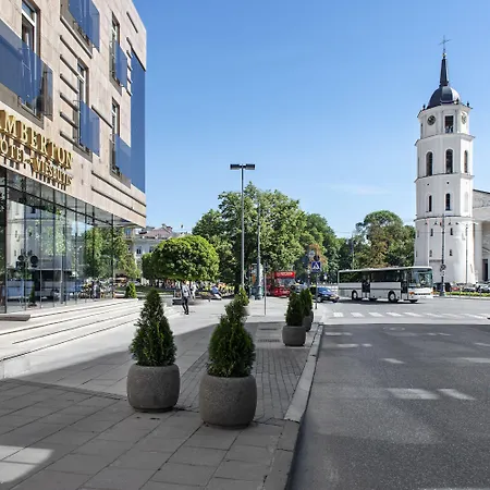 Viešbutis Amberton Cathedral Square 4*