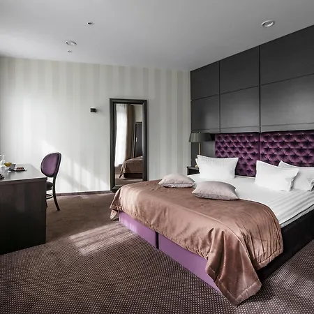 Hotel Amberton Cathedral Square
