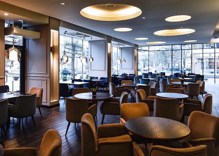 Amberton Cathedral Square Hotell 4*