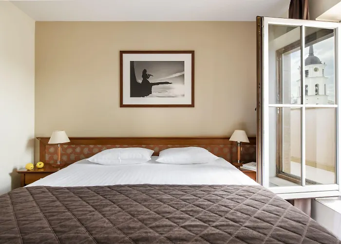 Amberton Cathedral Square Hotel