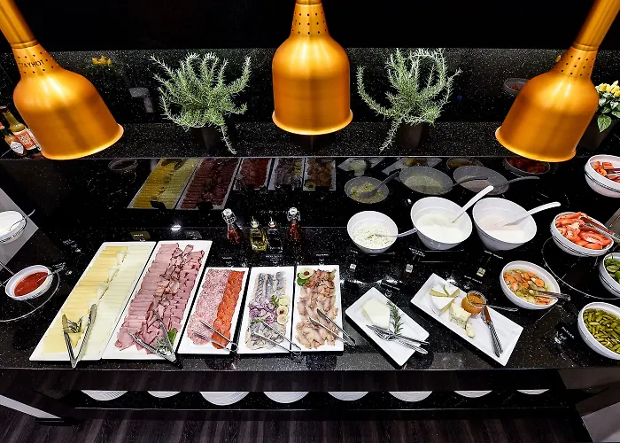 Amberton Cathedral Square Szálloda 4*