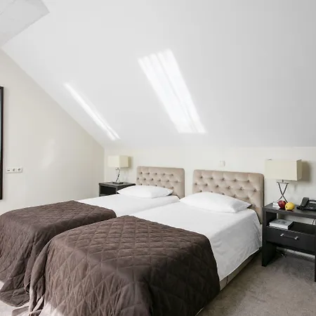 Amberton Cathedral Square Vilnius