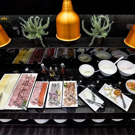 Amberton Cathedral Square Hotel 4*