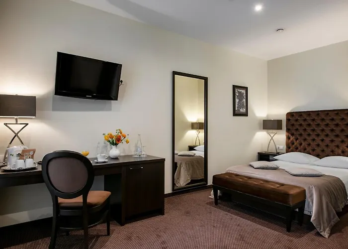 Amberton Cathedral Square 4* Wilno